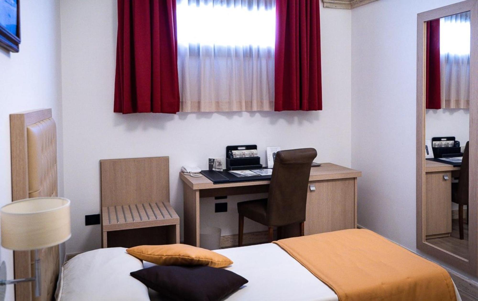 Bhb Hotel มันดูเรีย ภายนอก รูปภาพ