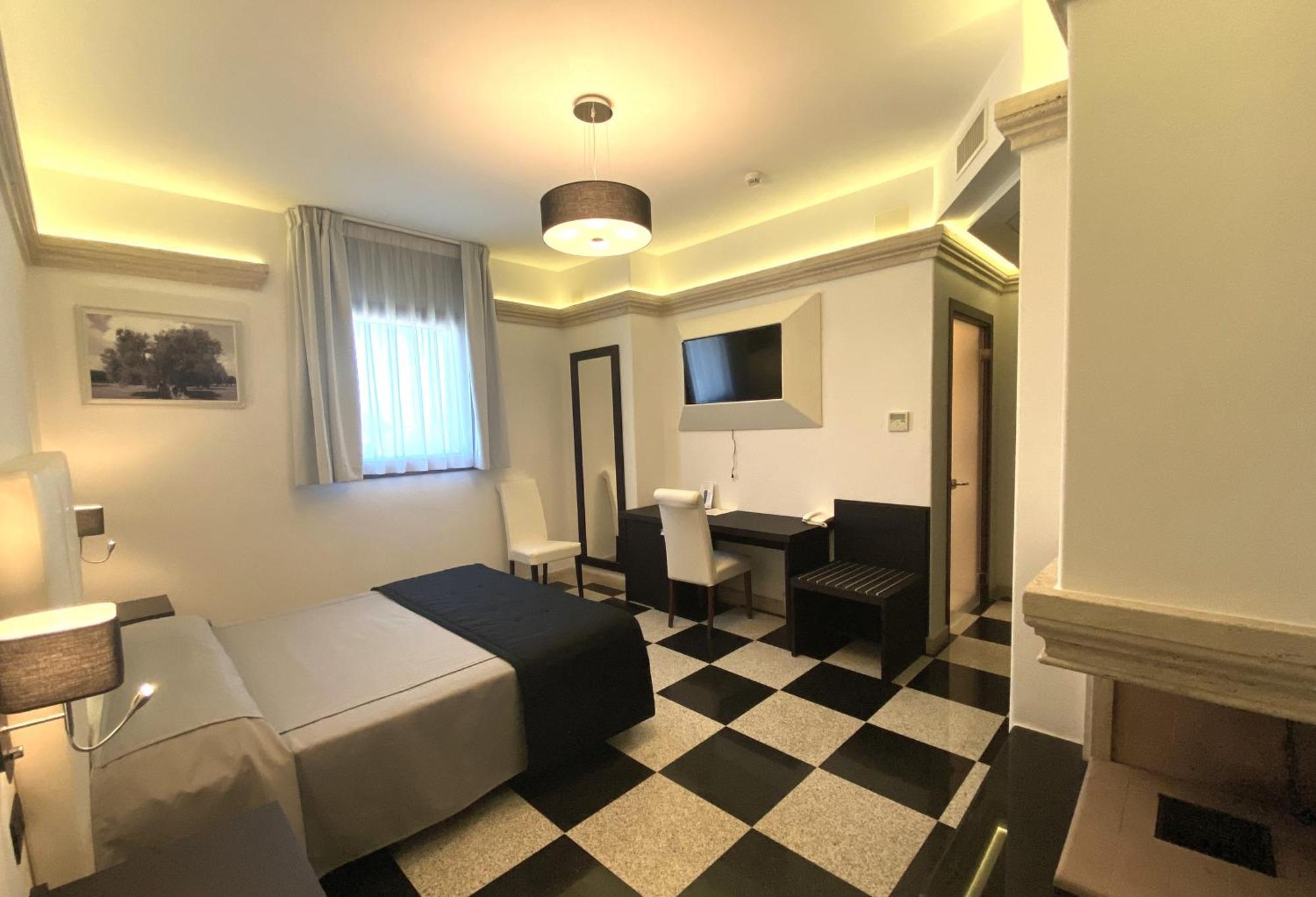 Bhb Hotel มันดูเรีย ภายนอก รูปภาพ