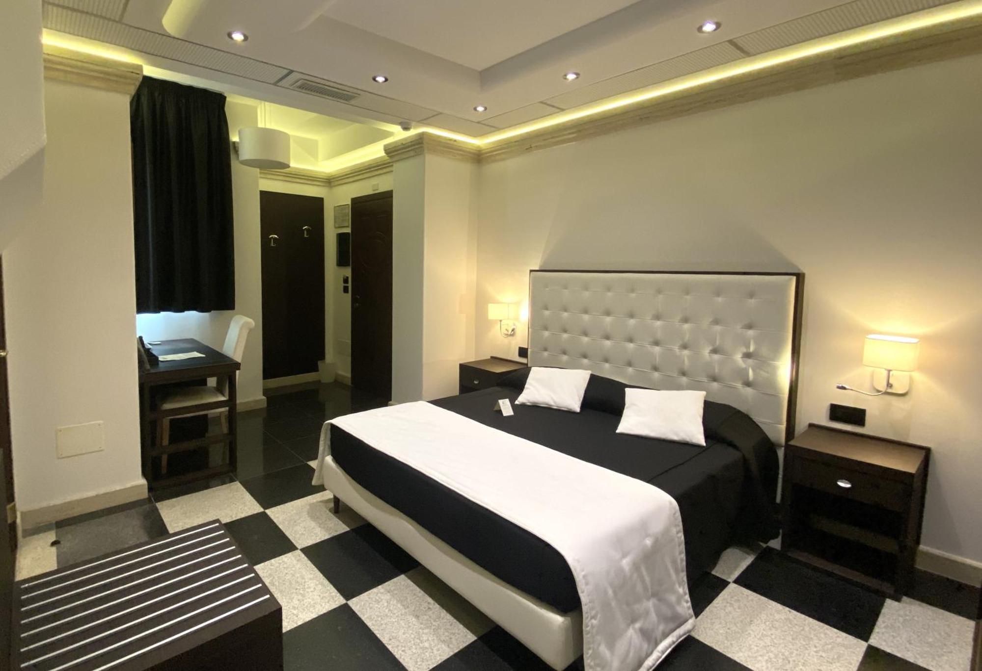 Bhb Hotel มันดูเรีย ภายนอก รูปภาพ