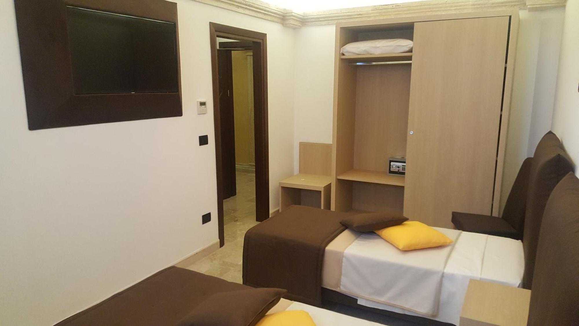 Bhb Hotel มันดูเรีย ภายนอก รูปภาพ