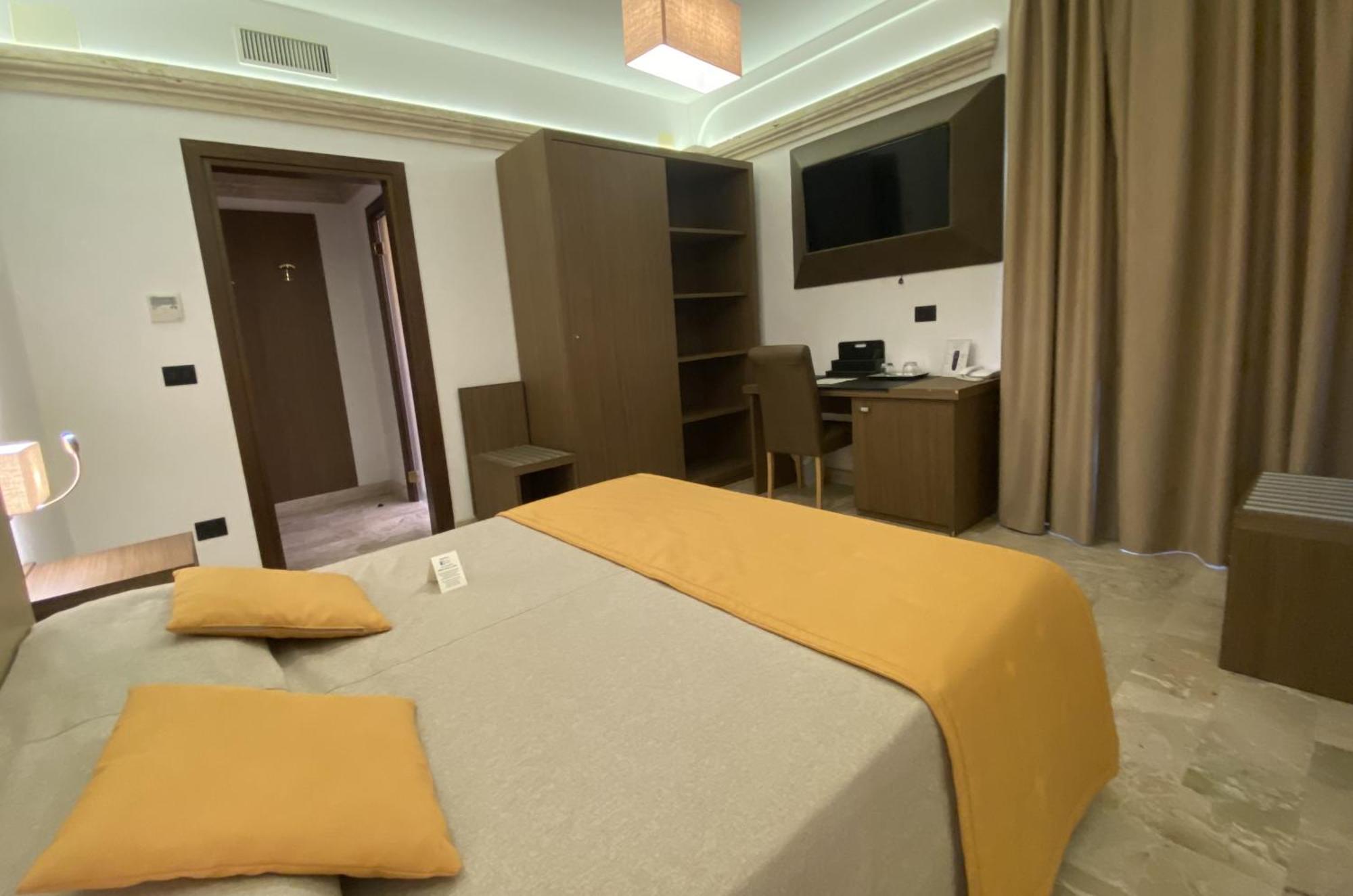 Bhb Hotel มันดูเรีย ห้อง รูปภาพ
