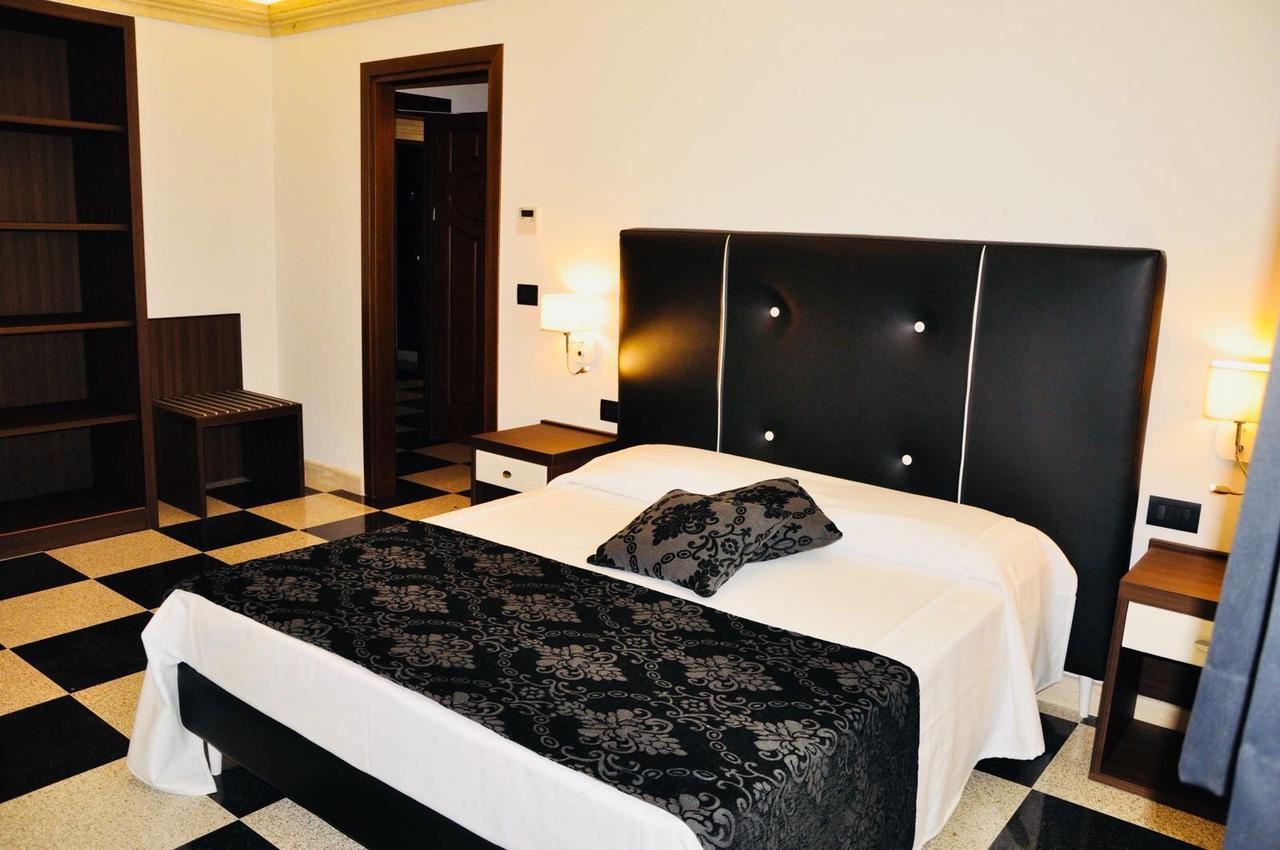 Bhb Hotel มันดูเรีย ภายนอก รูปภาพ
